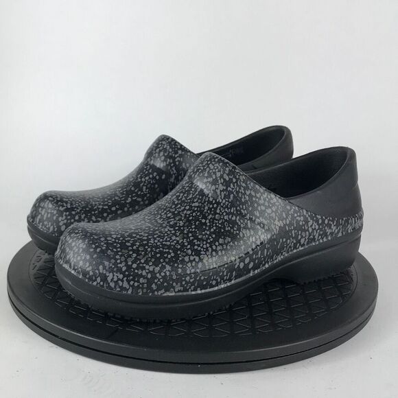 Crogs Neria Pro II Slip Resistant Work Clogs Black Polka Dot Women's Size 7 - Picture 1 of 12